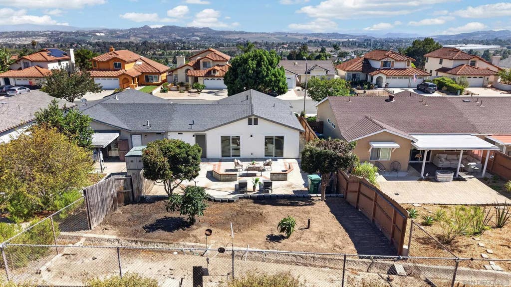 Photo of 1277 Sagewood Dr, Oceanside, CA 92056 (MLS # 260018764)
