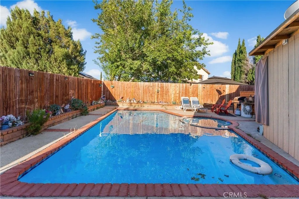 37704 49th East