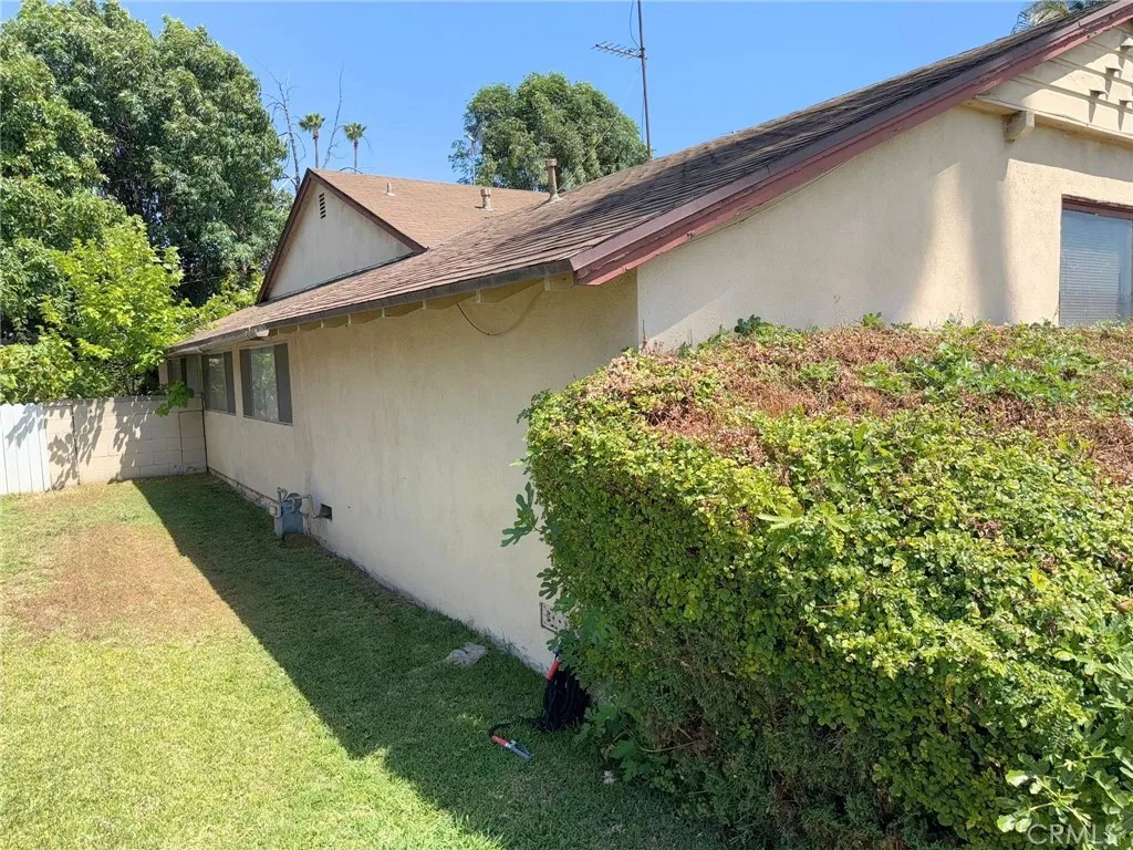 1226 Pontenova Avenue