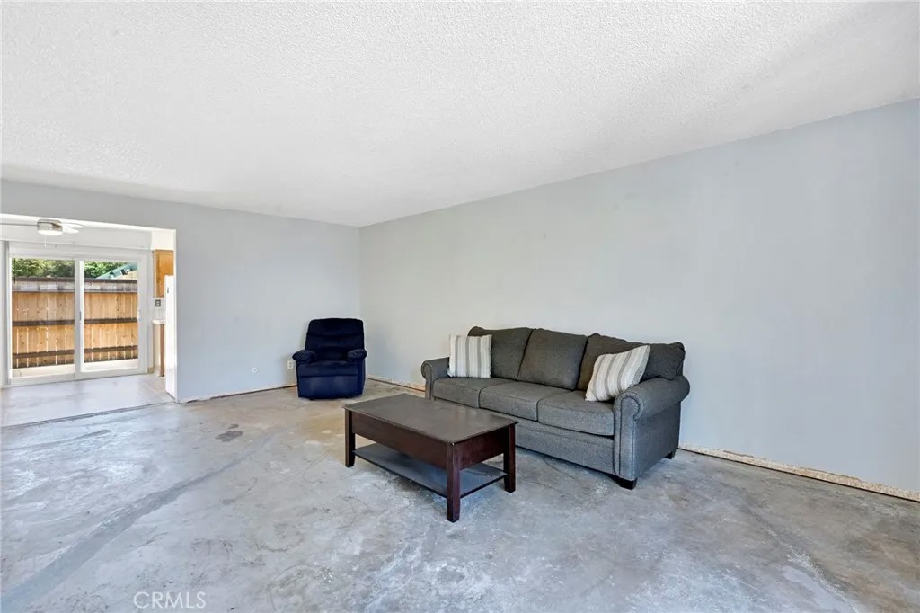 182 W Barstow Avenue A