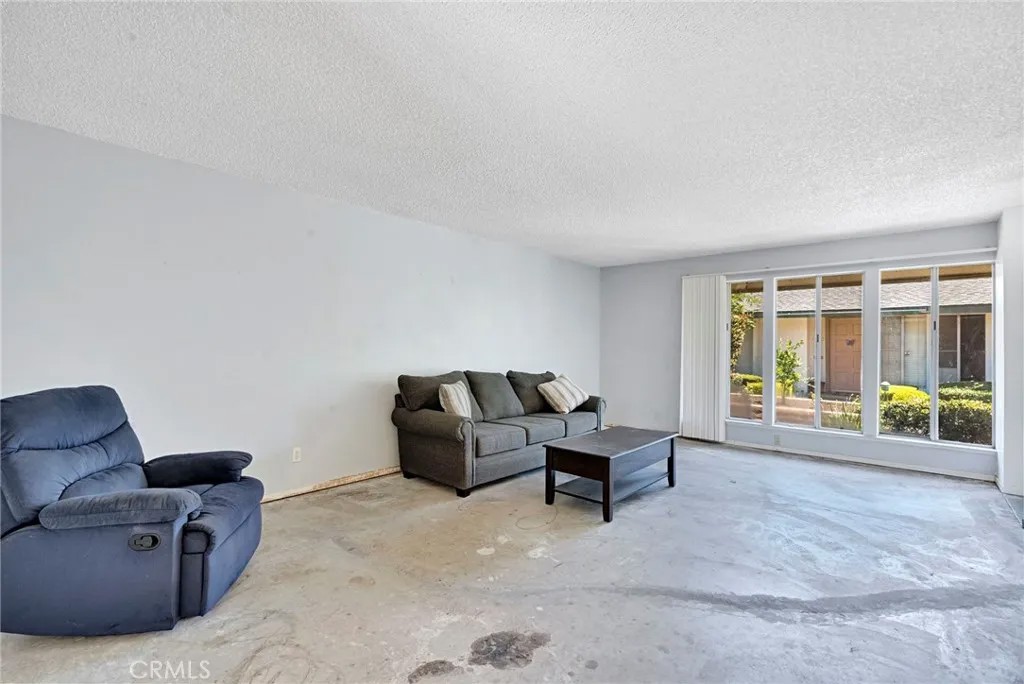 182 W Barstow Avenue A