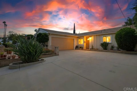 Photo of 5860 Yorkshire Avenue, La Mesa, CA 91942 (MLS # NDP2605855)