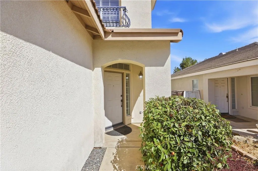 8850 Flintridge