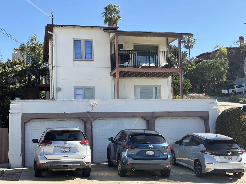 Photo of 1330-34 Sassafras St, San Diego, CA 92103 (MLS # 260004412)