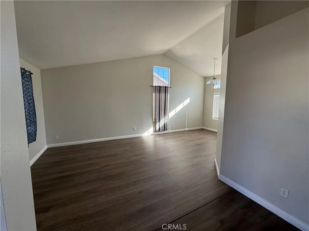 Photo of 14569 Choke Cherry Dr, Victorville, CA 92392 (MLS # HD25265218)