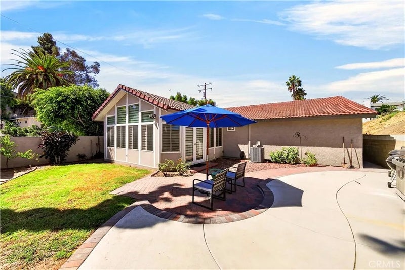 800 N Arroyo