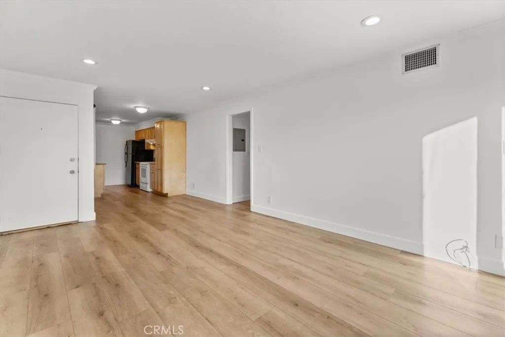 Photo of 770 W Imperial Ave, El Segundo, CA 90245 (MLS # SB26009824)