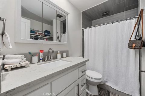 Tiny photo for 5005 Surrey Lane, Bakersfield, CA 93309 (MLS # PI25246117)