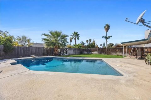 Tiny photo for 5005 Surrey Lane, Bakersfield, CA 93309 (MLS # PI25246117)
