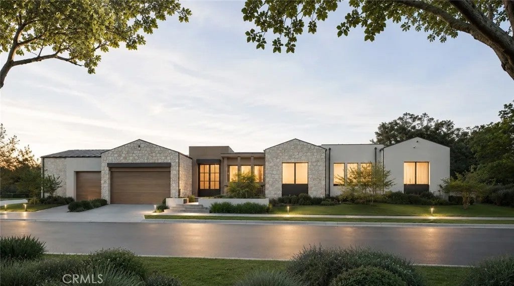 1900 Altura Drive