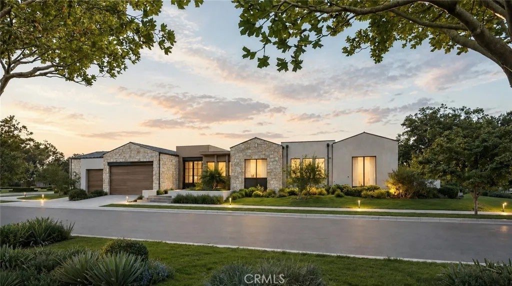 1900 Altura Drive