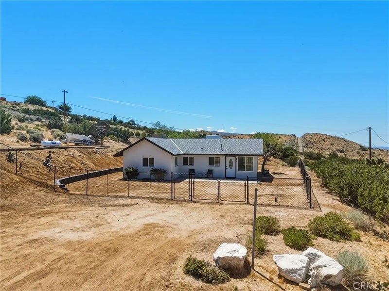 25735 Santa Rosa Road