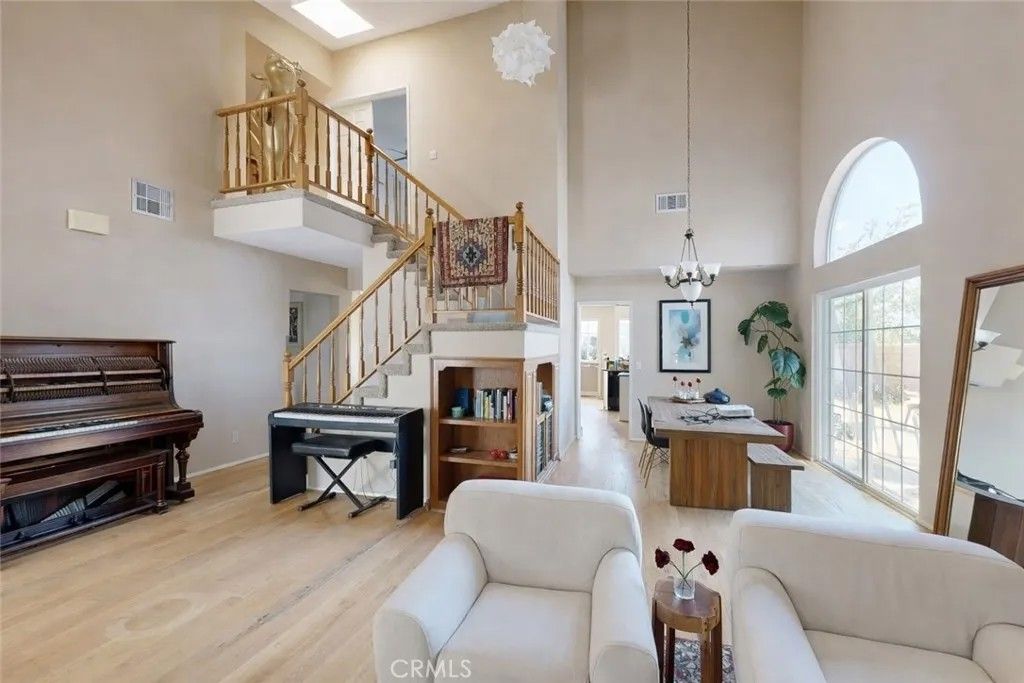 Photo of 5637 Redwood Ave, Palmdale, CA 93551 (MLS # BB26044791)