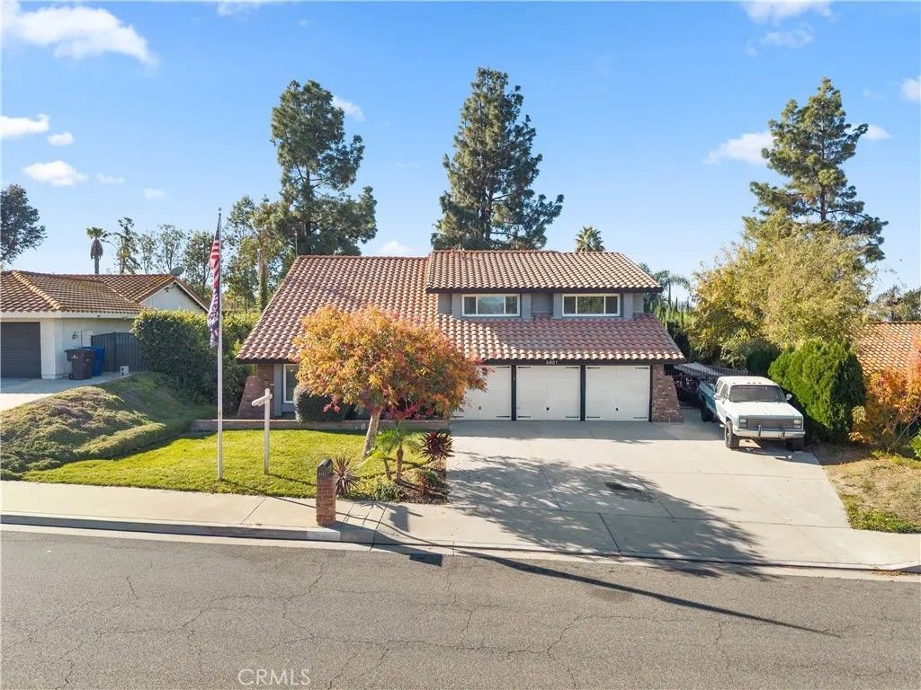 Photo of 6801 Rycroft Drive, Riverside, CA 92506 (MLS # TR26057001)