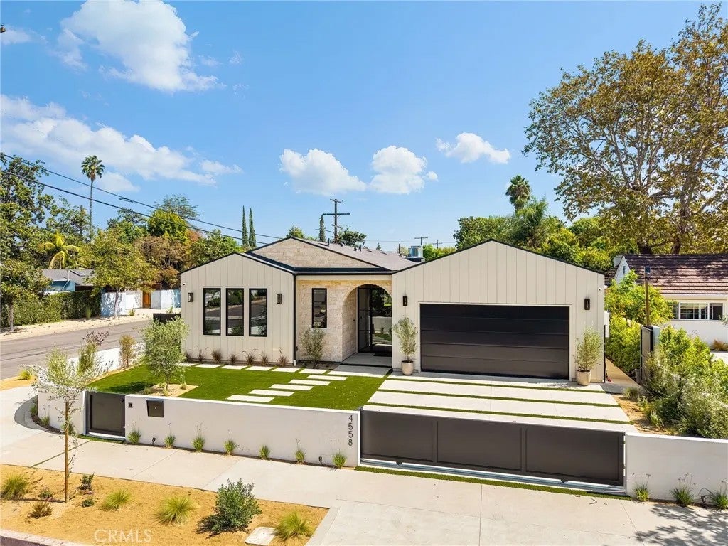 4558 Allott Avenue