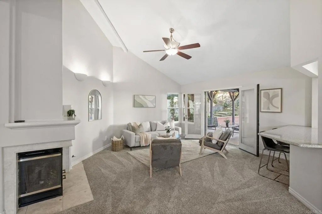 15027 Caminito Ladera