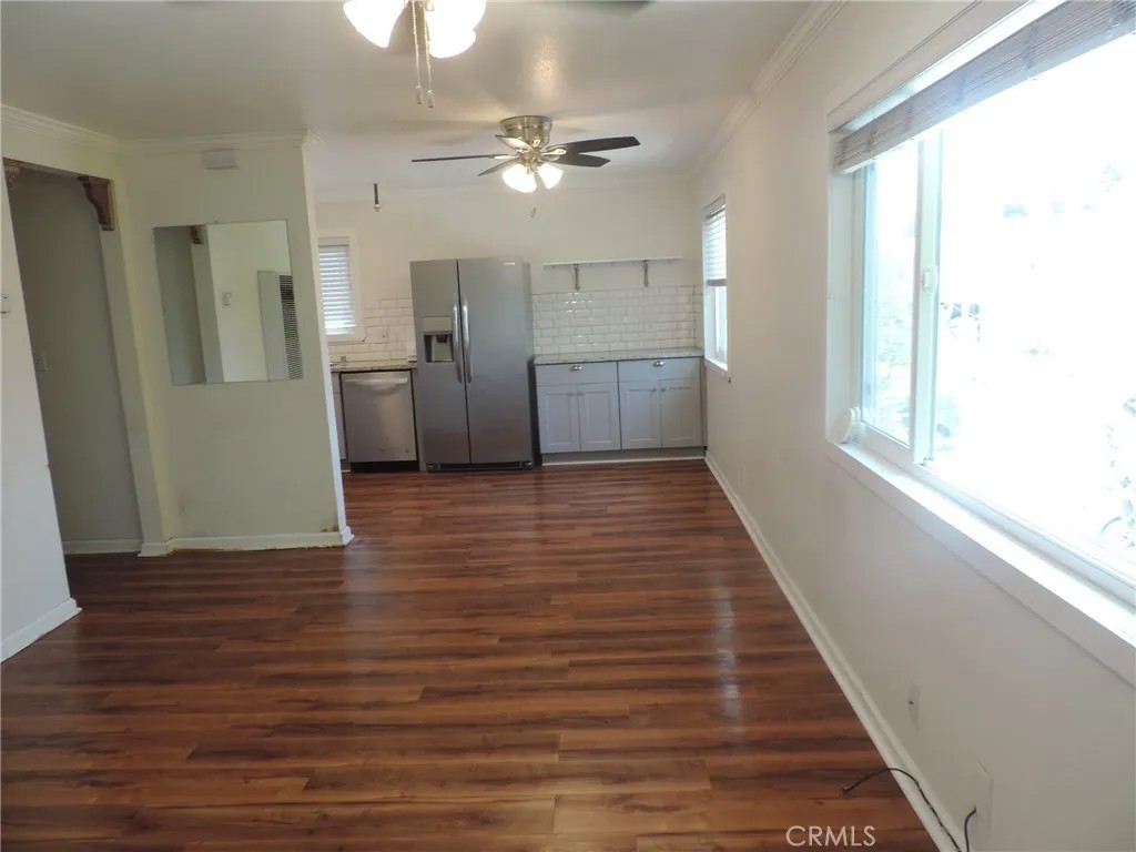 14405 Cerise Avenue 10