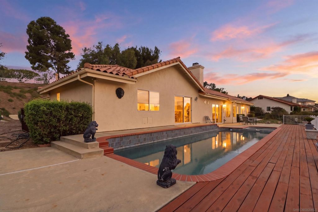 Photo of 3844 Alta Vista, Fallbrook, CA 92028 (MLS # 260013230)