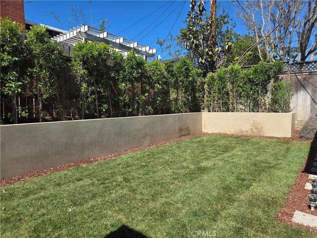 Photo of 7907 Vicksburg, Los Angeles, CA 90045 (MLS # SR26021632)