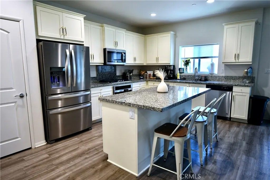 Photo of 11387 Quail Hollow, Victorville, CA 92392 (MLS # PW26112929)