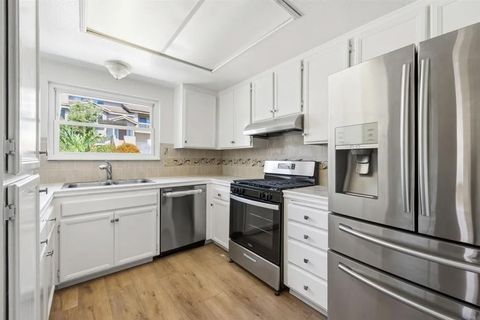 Photo of 1257 Soria Glen, Escondido, CA 92026 (MLS # PTP2602587)