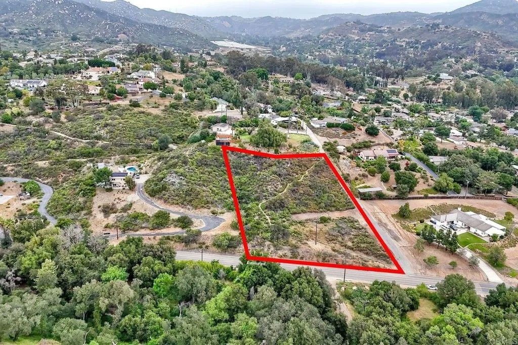 Photo of 25183 Jesmond Dene Rd, Escondido, CA 92026 (MLS # NDP2603132)