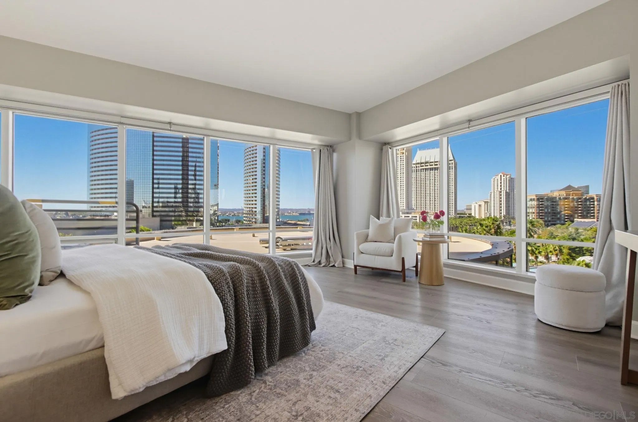 100 Harbor Dr 804