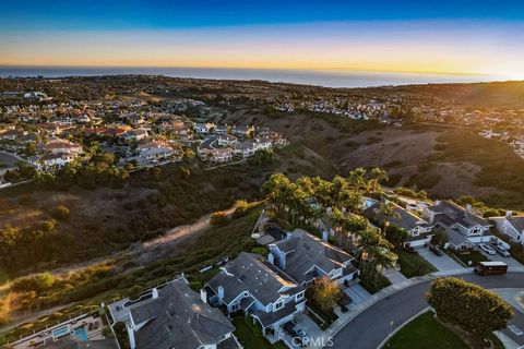 Tiny photo for 22 Callender Court, Laguna Niguel, CA 92677 (MLS # OC25243887)