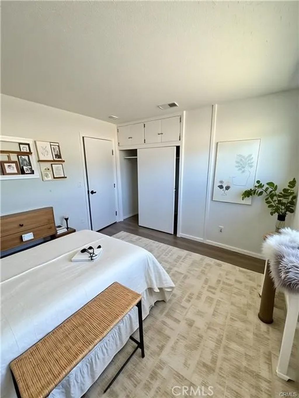 Photo of 11742 Jacaranda Avenue, Hesperia, CA 92345 (MLS # CV26070735)