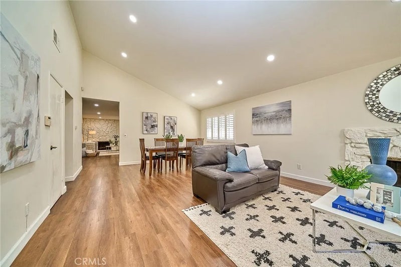 8431 Lexington