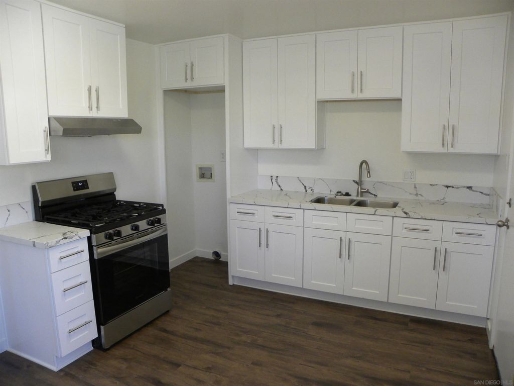 Photo of 652 S orange Ave, El Cajon, CA 92020 (MLS # 250041718)