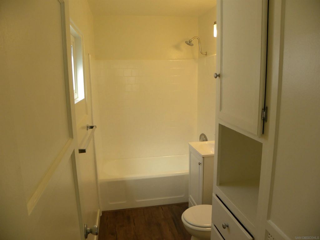 Photo of 652 S orange Ave, El Cajon, CA 92020 (MLS # 250041718)