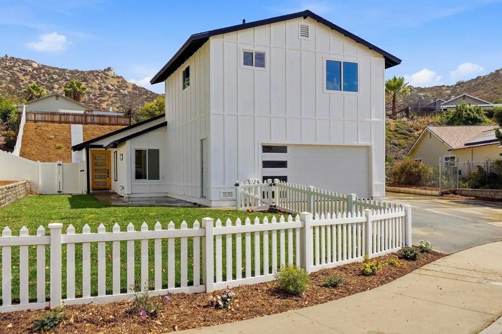Photo of 10440 Bosque Drive, Lakeside, CA 92040 (MLS # PTP2606463)
