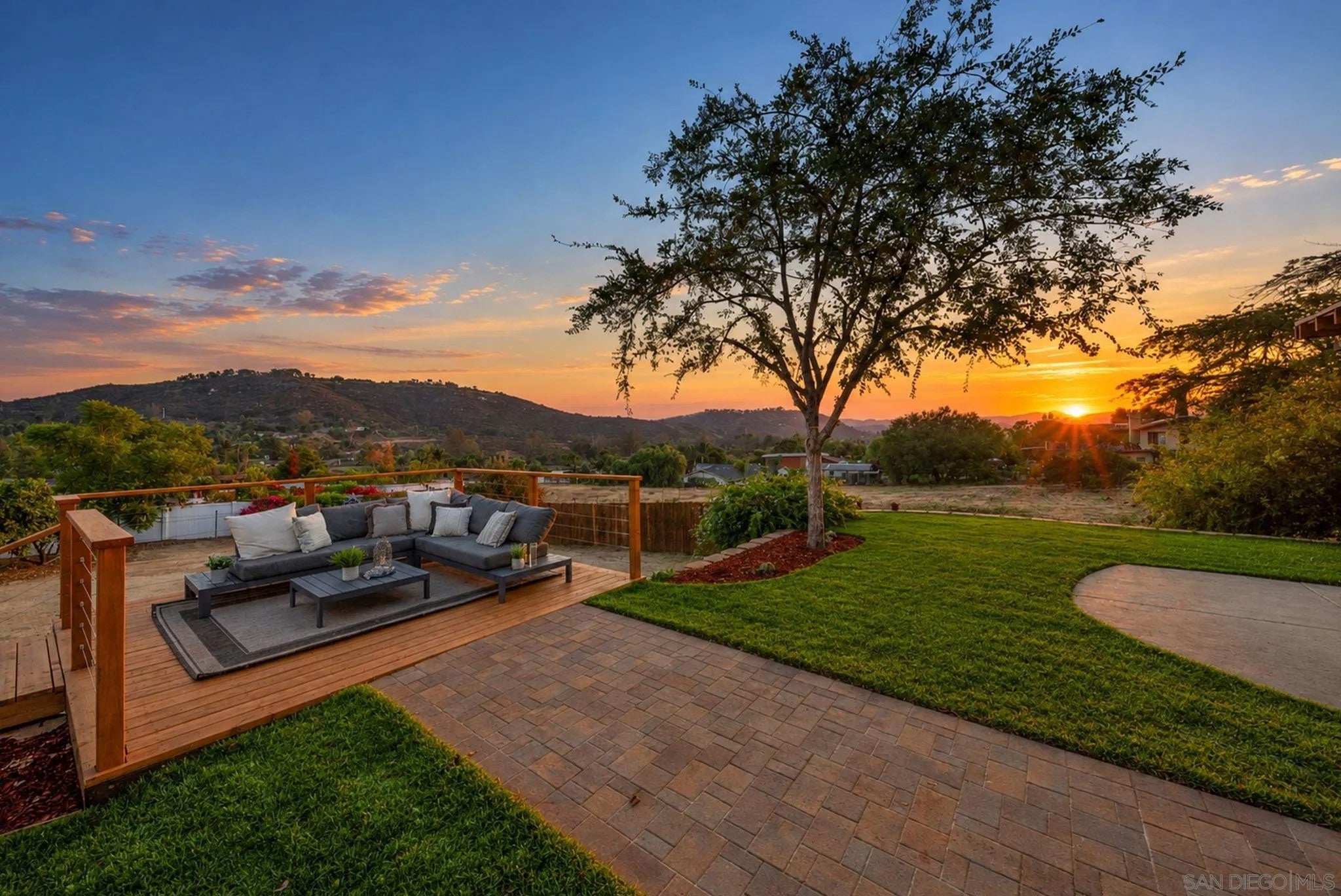 14475 Pebble Canyon Dr