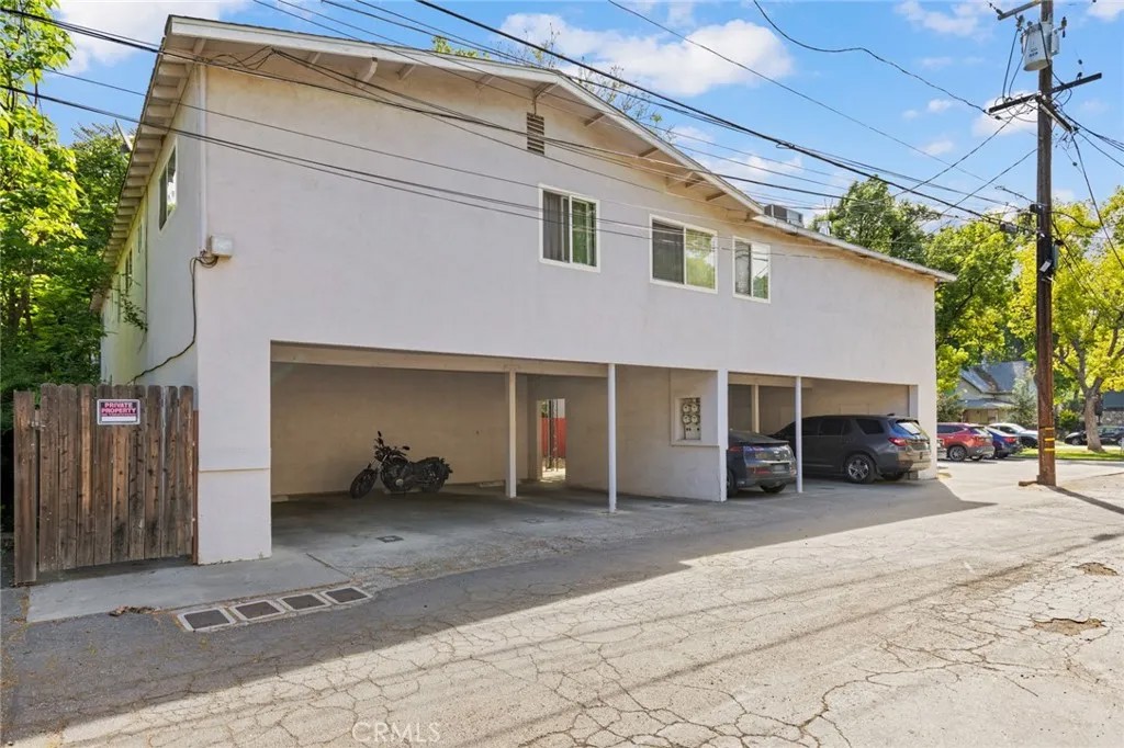 180 E 1st Avenue