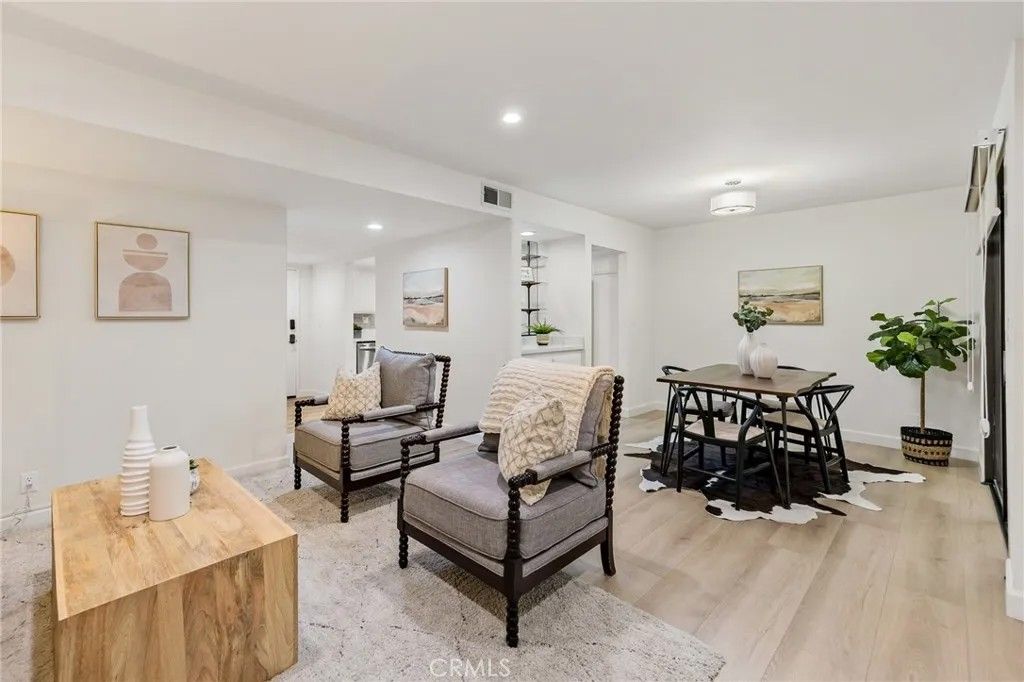 Photo of 441 E San Jose Ave #111, Burbank, CA 91501 (MLS # AR26036958)