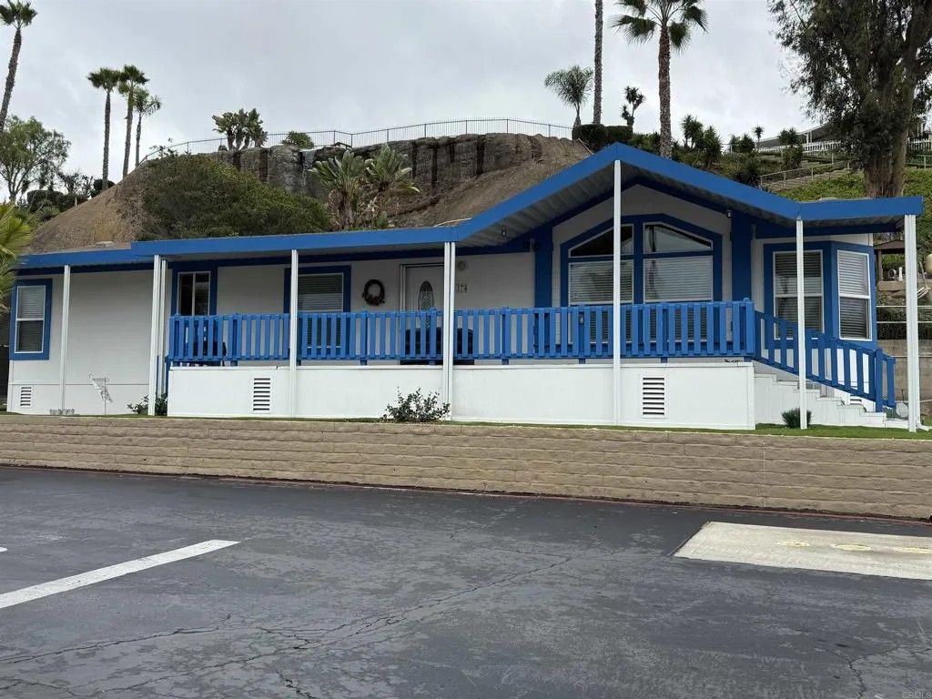 Photo of 1401 El Norte Parkway #SPC 174, San Marcos, CA 92069 (MLS # NDP2510112)