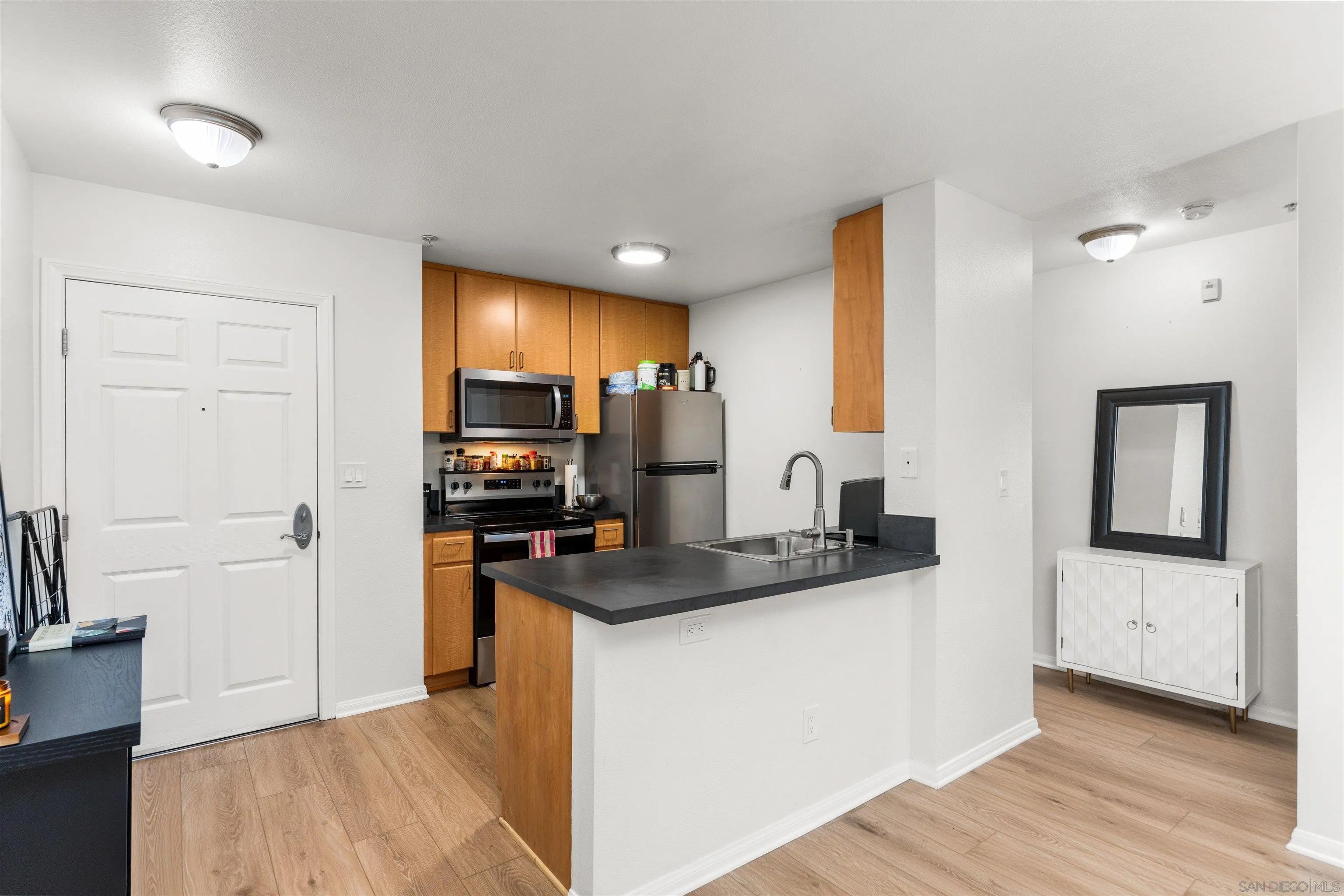 1435 India St. 405