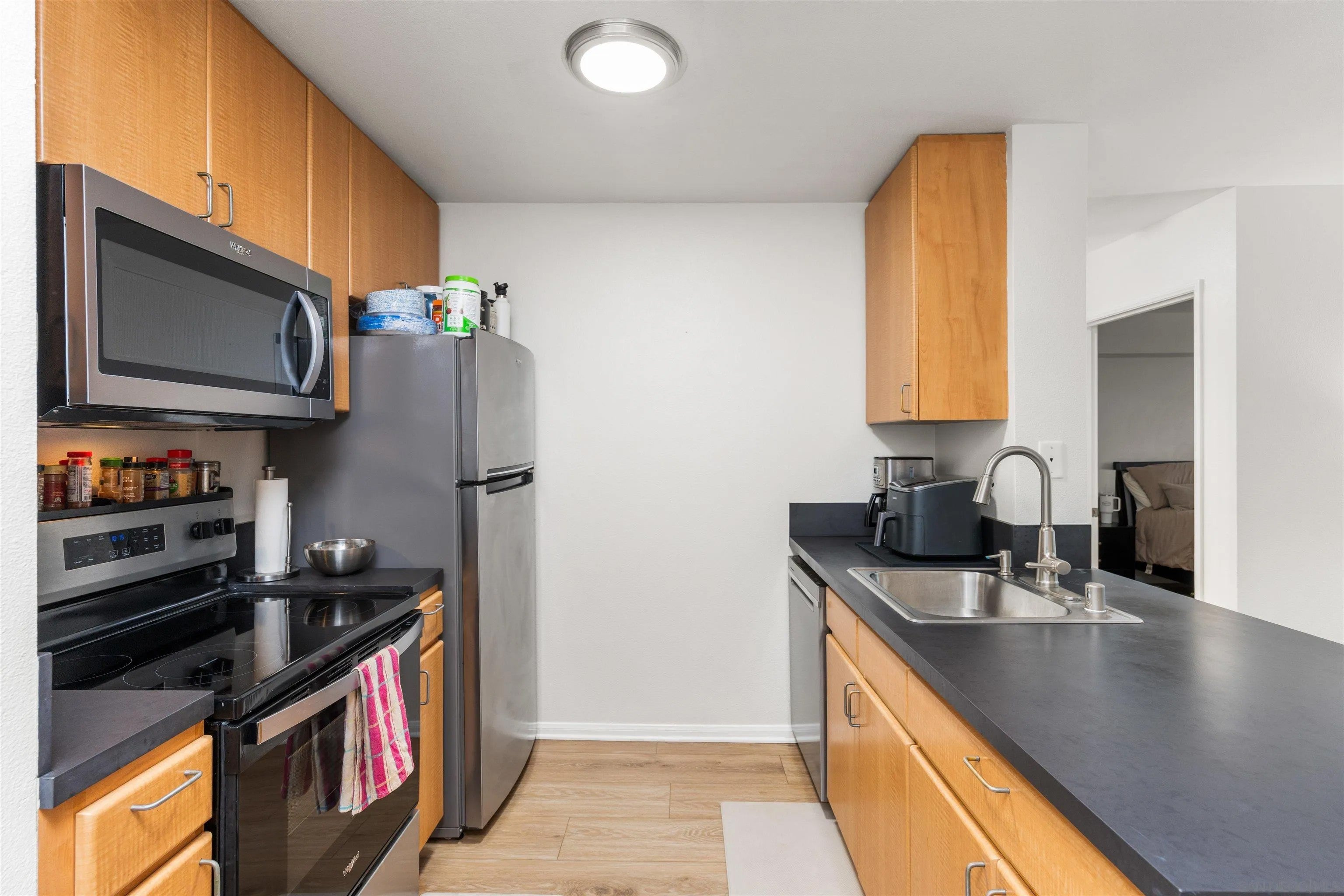 1435 India St. 405
