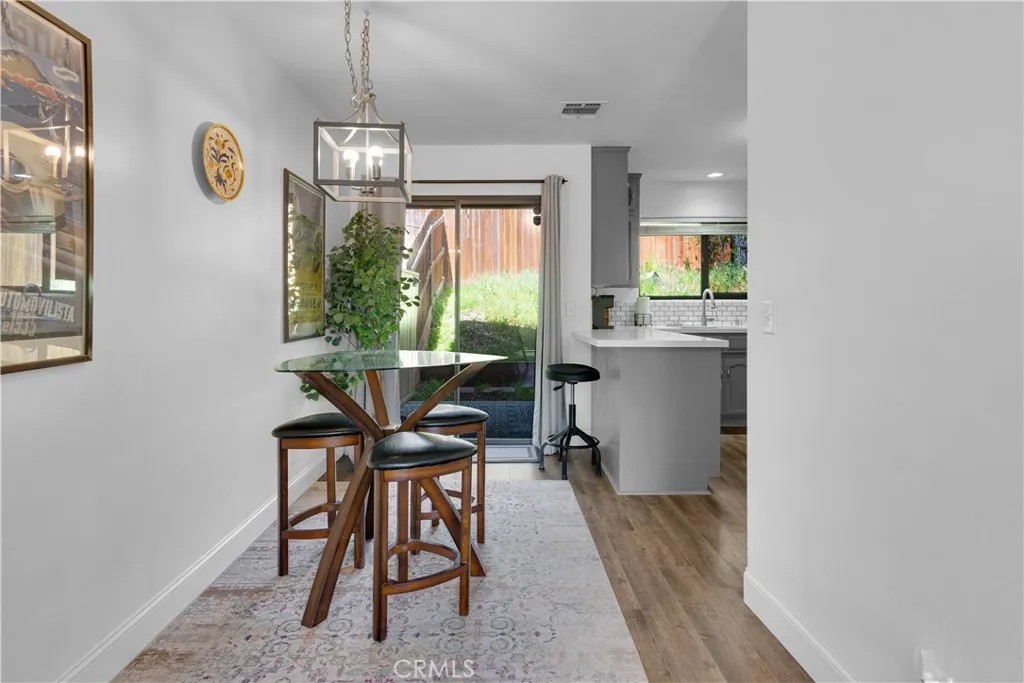 3750 El Camino Real C1