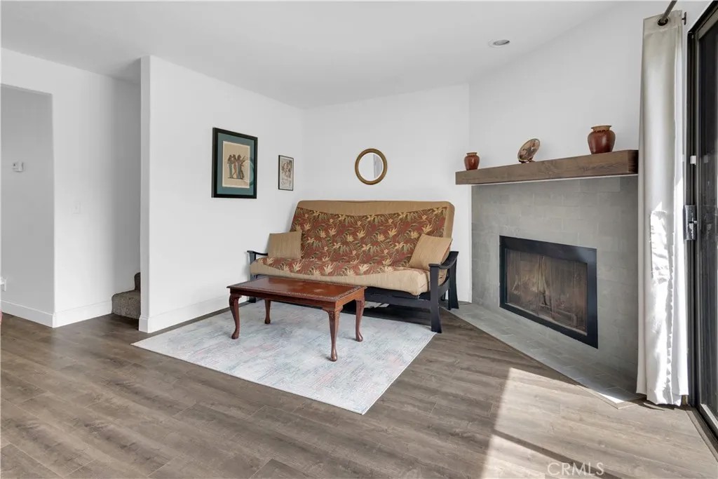 3750 El Camino Real C1