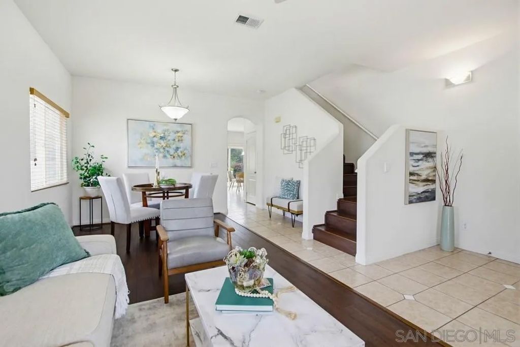 Photo of 12701 Oak Knoll Rd, Poway, CA 92064 (MLS # 260005141)