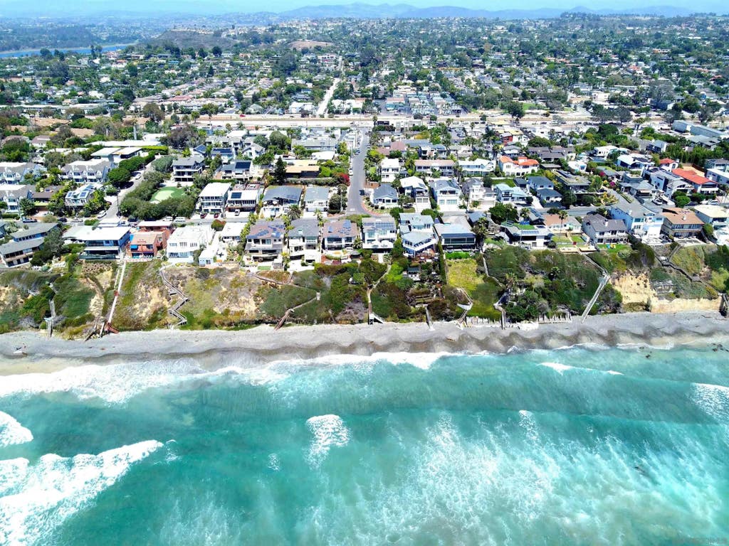 Photo of 1576 Lorraine, Encinitas, CA 92024 (MLS # 260018796)