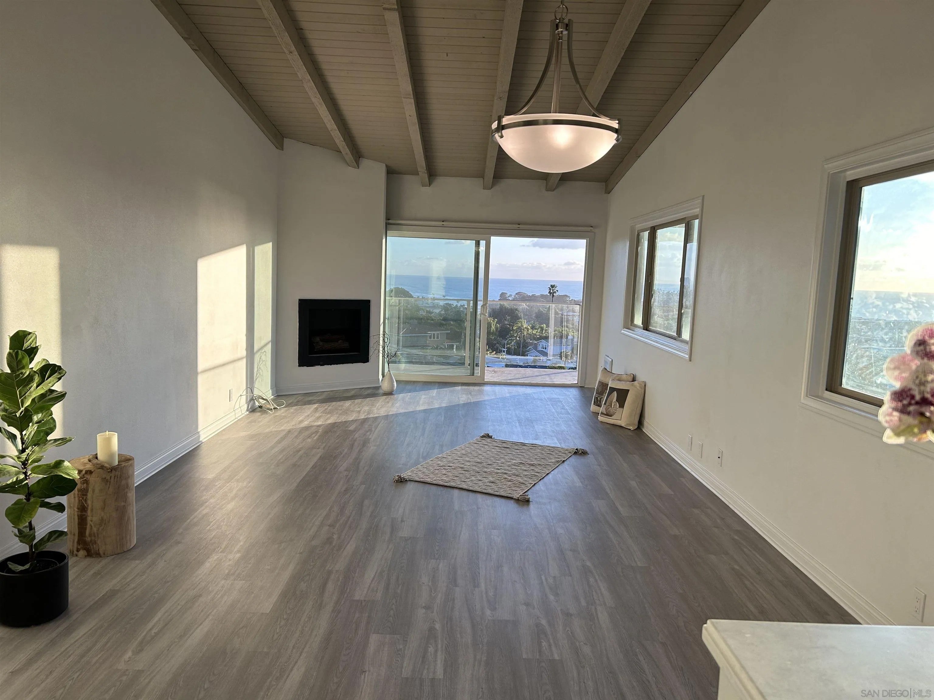 640 W Solana Circle 27