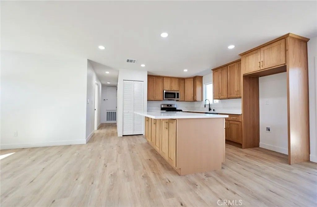 Photo of 3371 Amhurst Dr, Riverside, CA 92503 (MLS # CV26012400)