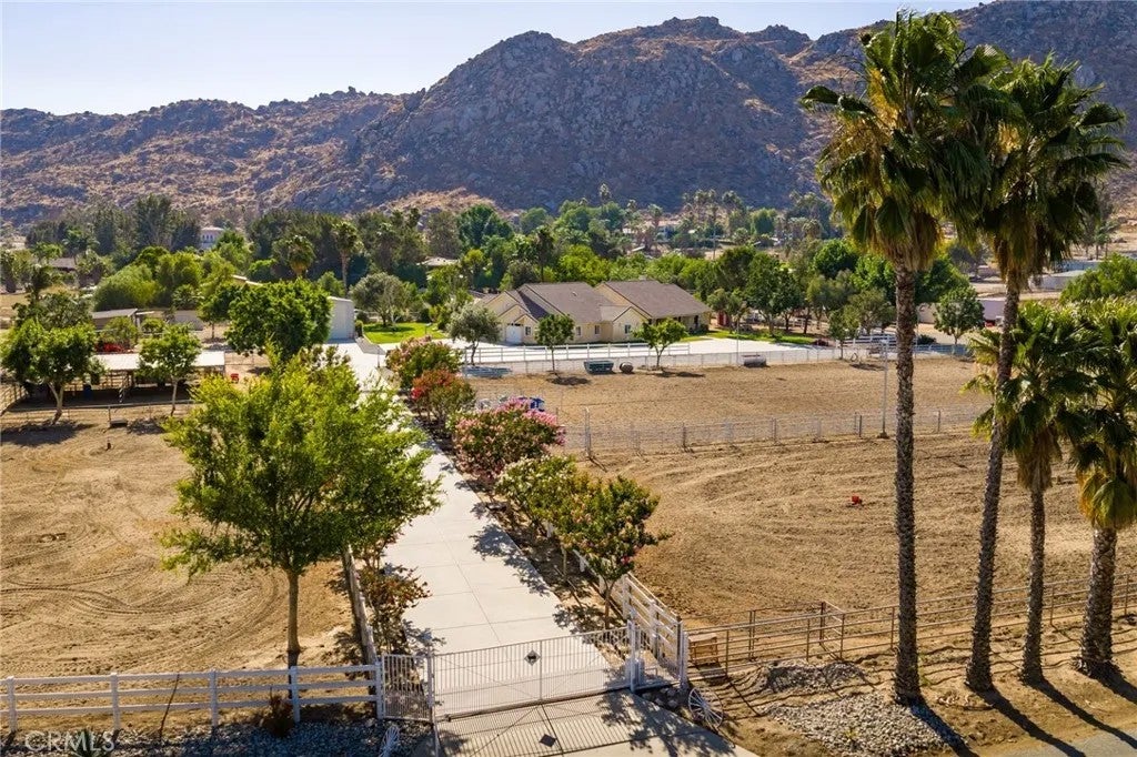 Photo of 24155 Maze Stone Court, Hemet, CA 92545 (MLS # HD26124534)