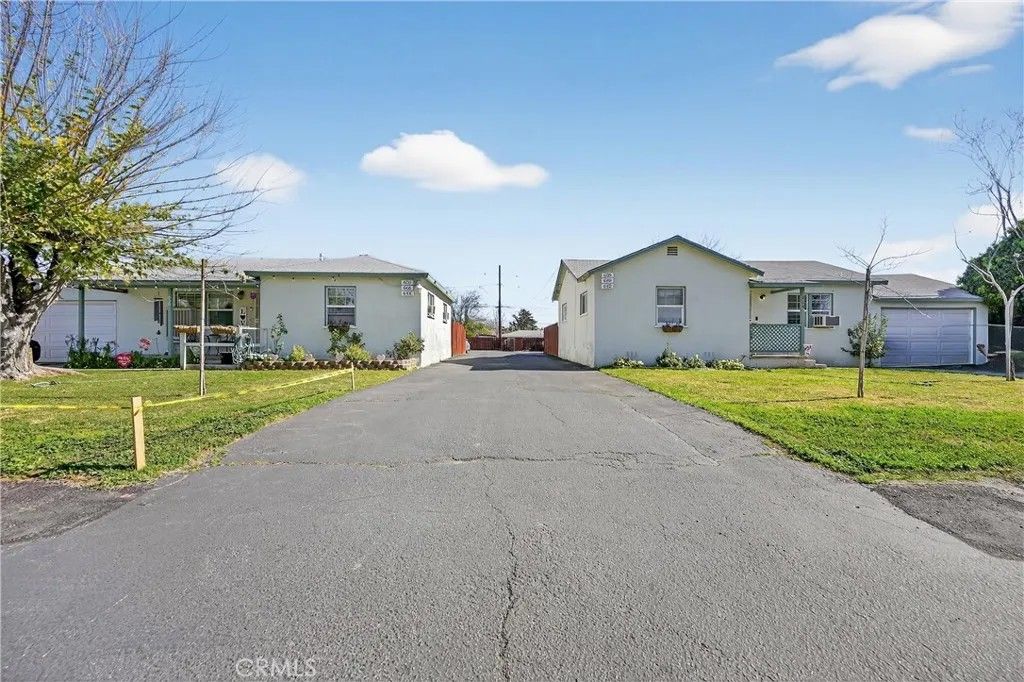 Photo of 638 Michigan Ave, Beaumont, CA 92223 (MLS # IV26028815)