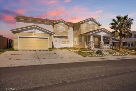 Photo of 13184 Mammoth St, Hesperia, CA 92344 (MLS # CV26048450)