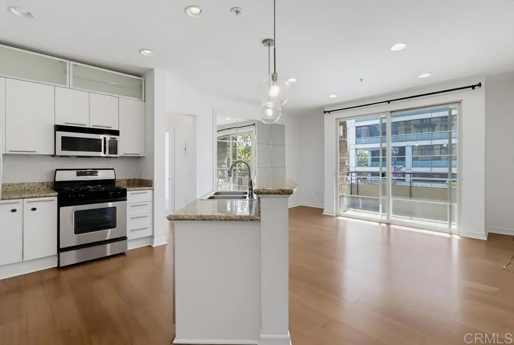 1480 Broadway 2224