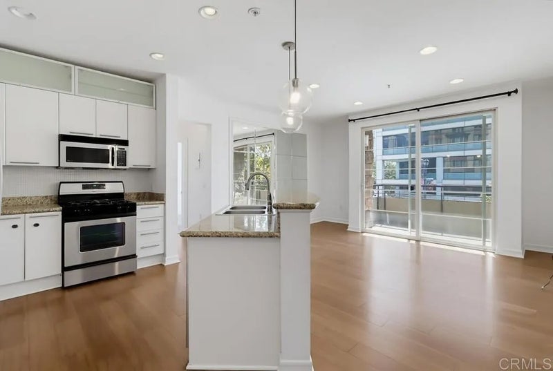 1480 Broadway 2224